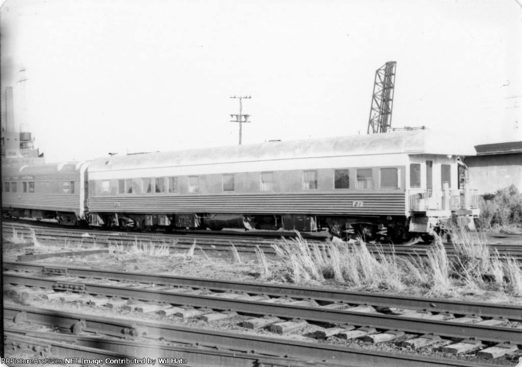 J. E. Strates Shows Business Car 21